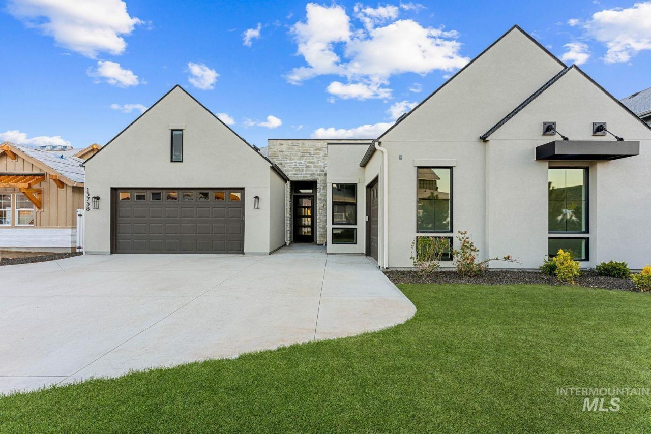 13758 N Ruffed Grouse Way, Boise, ID 83714 Main Photo