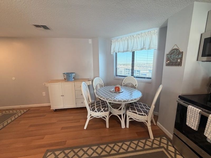 5905 S Kings Hwy.  Photo 10