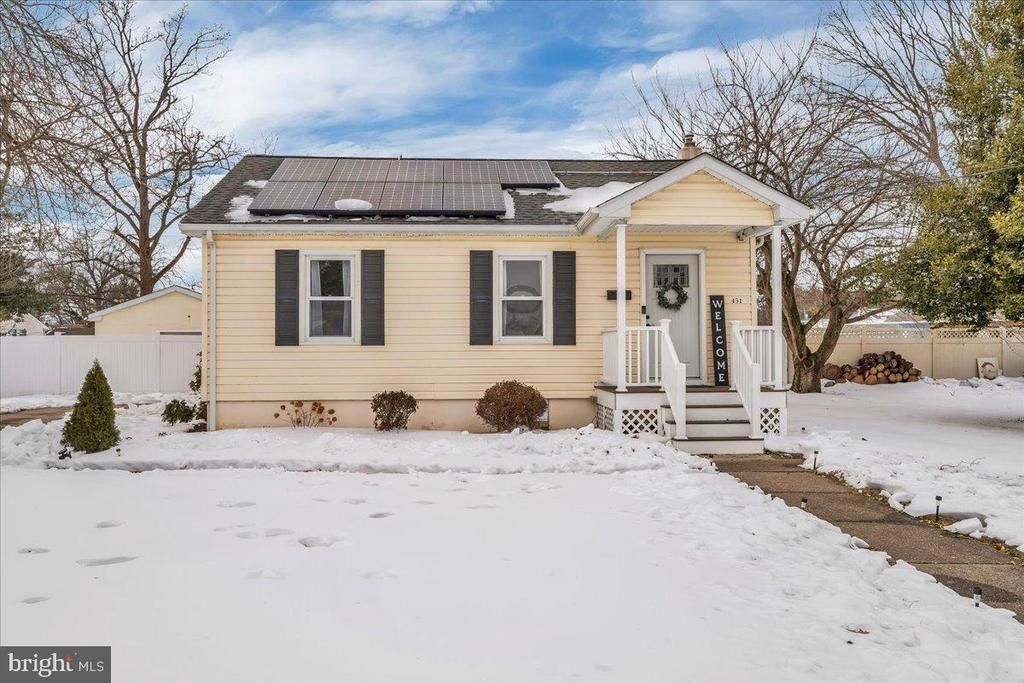 431 Larchmont Drive, Delanco, NJ 08075 Main Photo