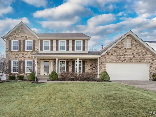 3465 Foxborough Circle, St Charles, MO 63301