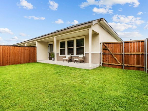 865 Limmer LOOP, Unit 1105, Hutto, TX 78634