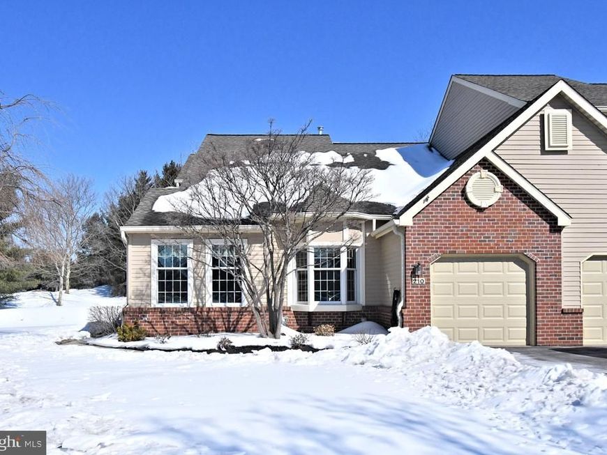 210 Pinecrest Lane, Lansdale, PA 19446 Main Photo