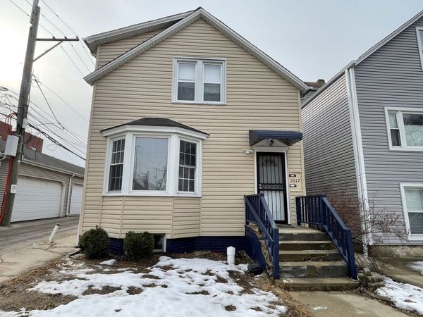 2017 W Norwood Street, Chicago, IL 60659