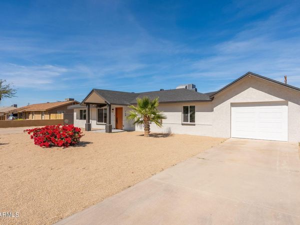 108 E MONTE Way, Phoenix, AZ 85042