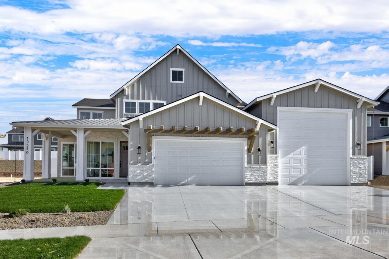 13592 N Spring Creek Way, Boise, ID 83714 Main Photo