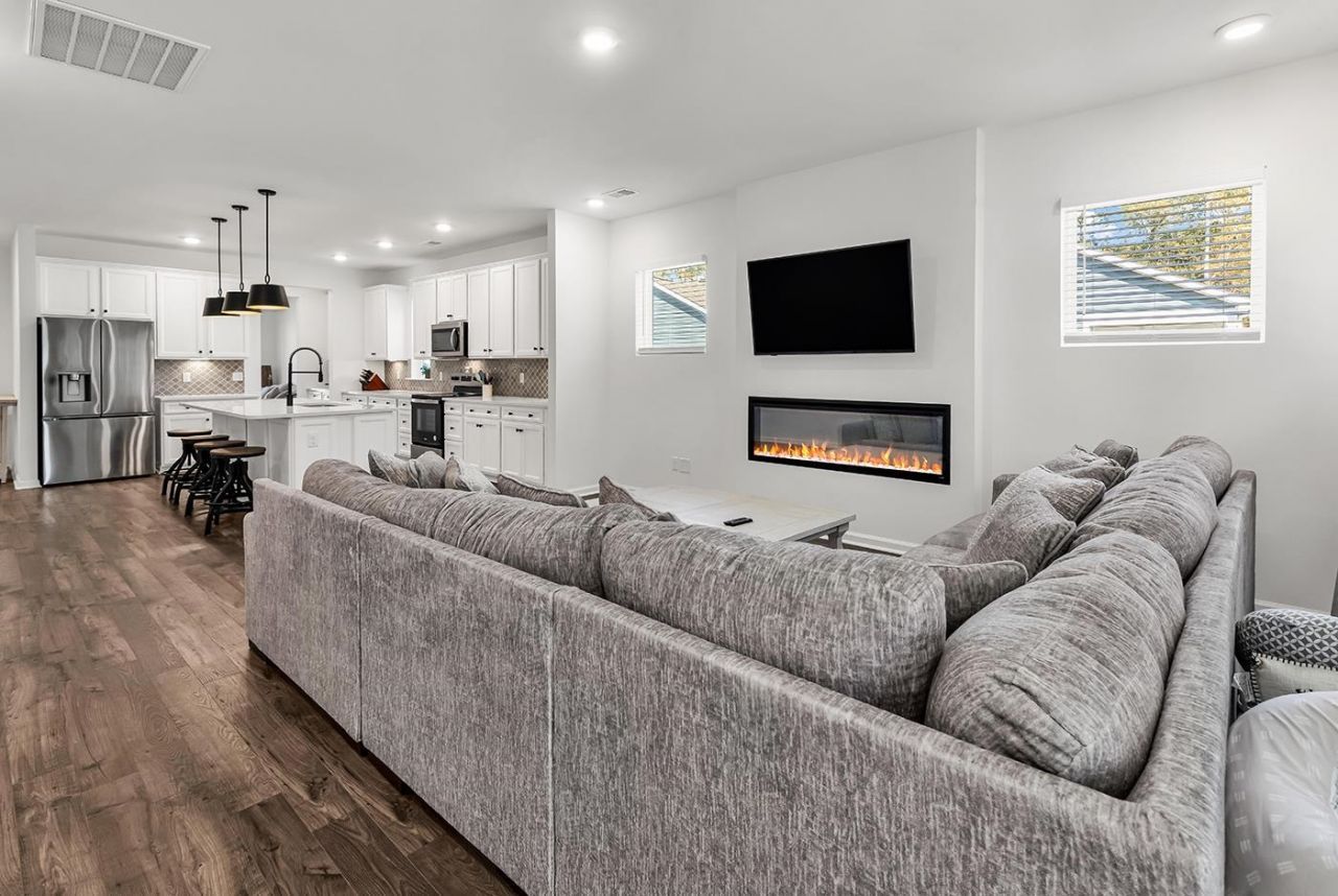 35 Northbrook Dr Photo 15