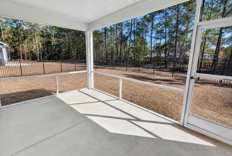 35 Northbrook Dr Photo 23