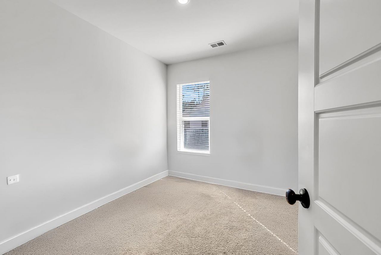 35 Northbrook Dr Photo 25