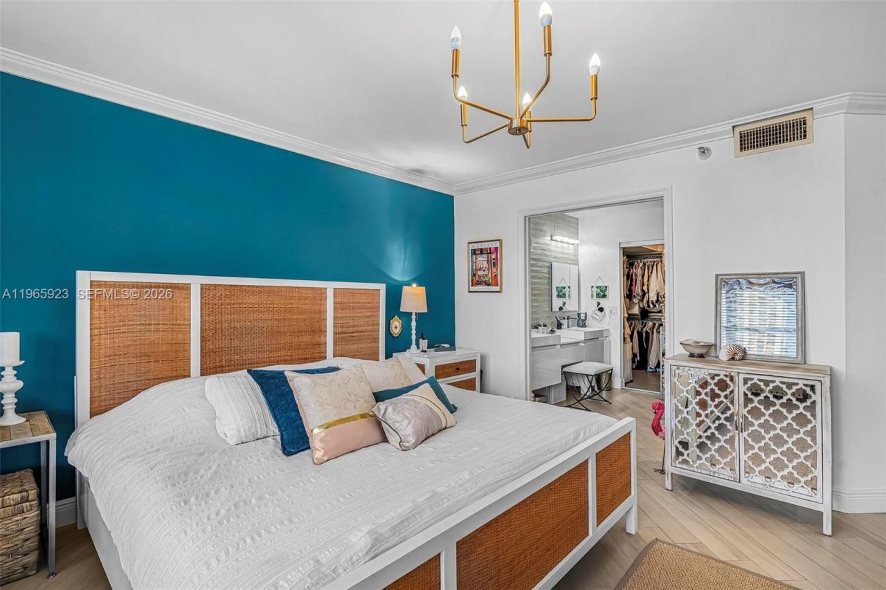 3500 Mystic Pointe Dr , Unit 604, Aventura, FL 33180 Photo