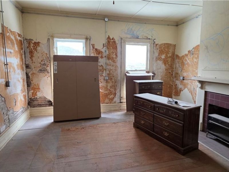 219 Whitely Street, Bridgeport, OH 43912 Photo 16