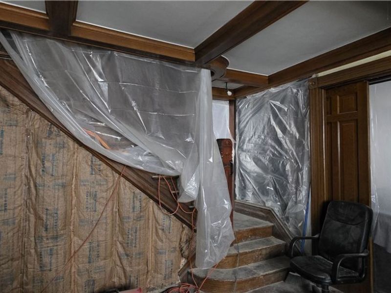 219 Whitely Street, Bridgeport, OH 43912 Photo 6