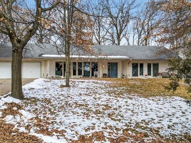 3724 N Perrin Road, Independence, MO 64058