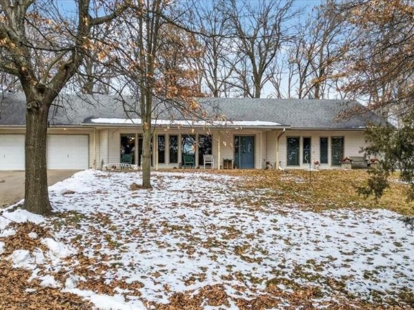 3724 N Perrin Road, Independence, MO 64058
