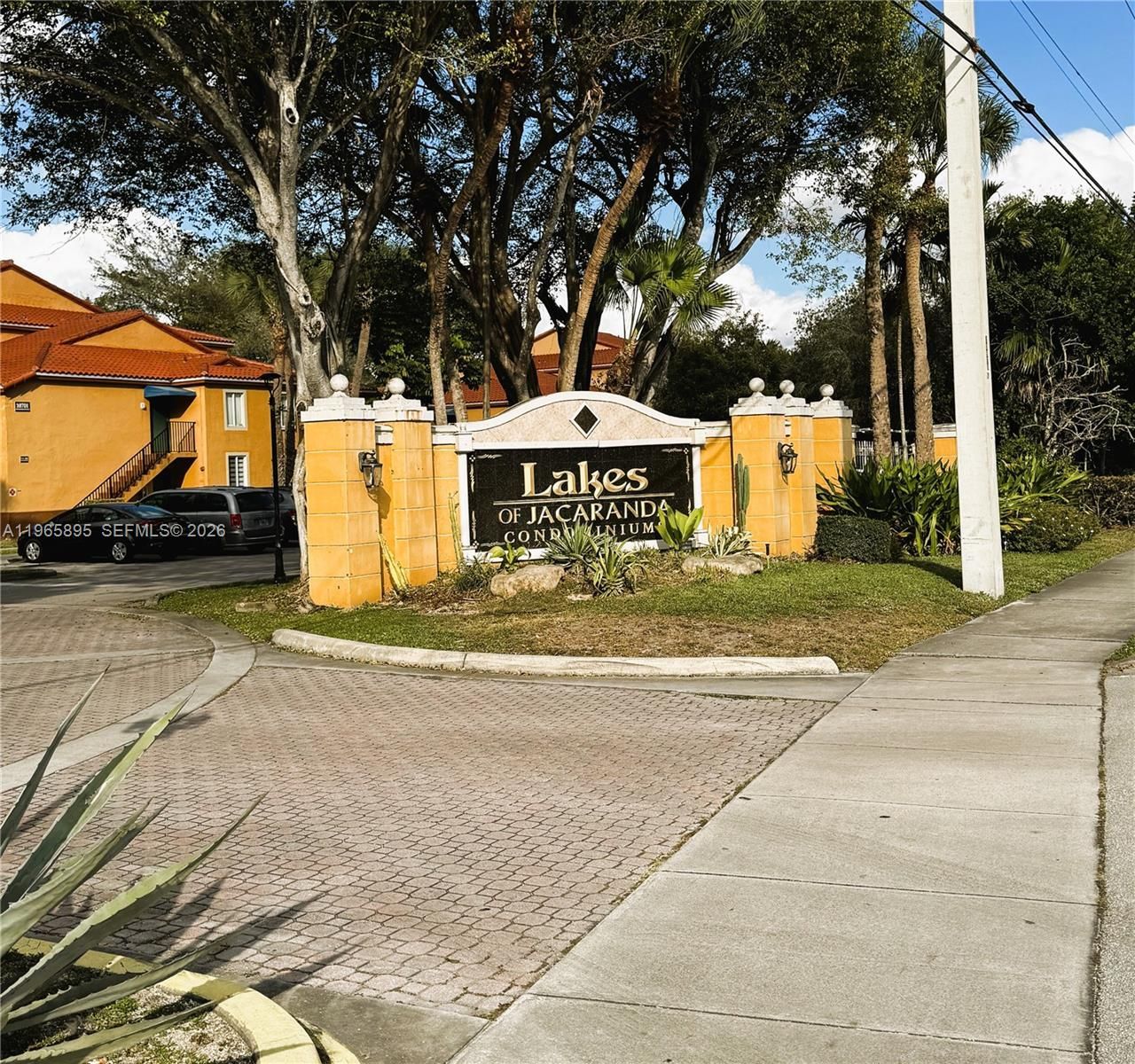 10725 Cleary Blvd, Unit 110, Plantation, FL 33324 Photo