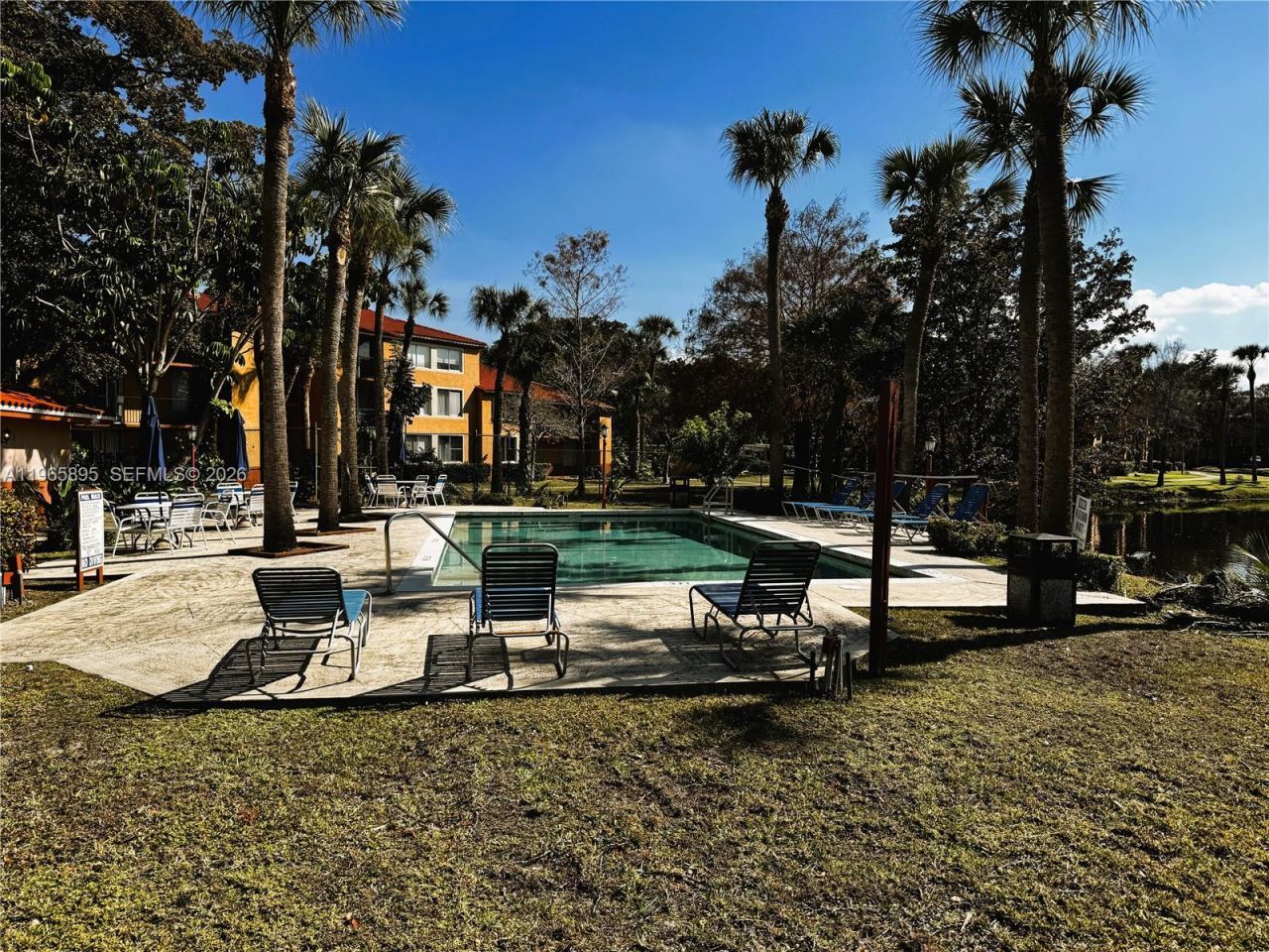 10725 Cleary Blvd, Unit 110, Plantation, FL 33324 Photo