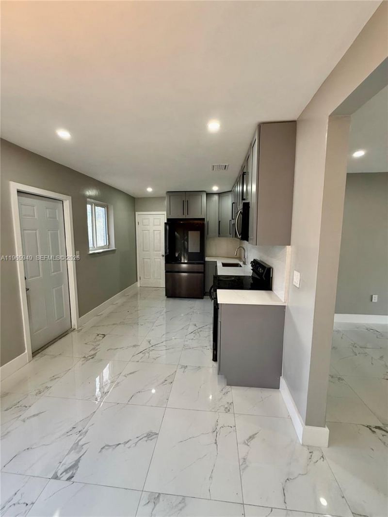 6792 Miramar Pkwy, Unit 1, Miramar, FL 33023 Photo