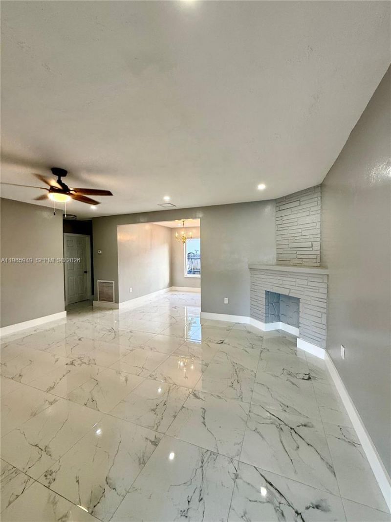 6792 Miramar Pkwy, Unit 1, Miramar, FL 33023 Photo