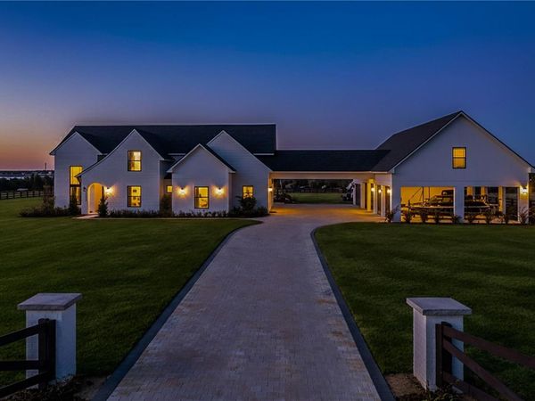 1109 MINUTE MANN ROAD, FROSTPROOF, FL 33843