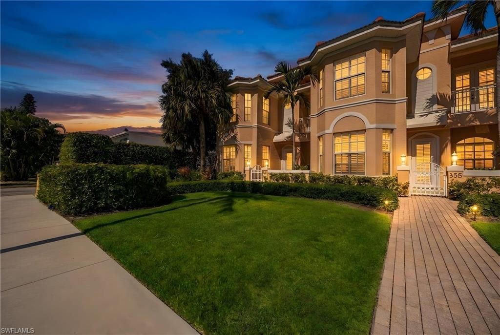 351 9th Ave S, Unit A101, Naples, FL 34102 Photo