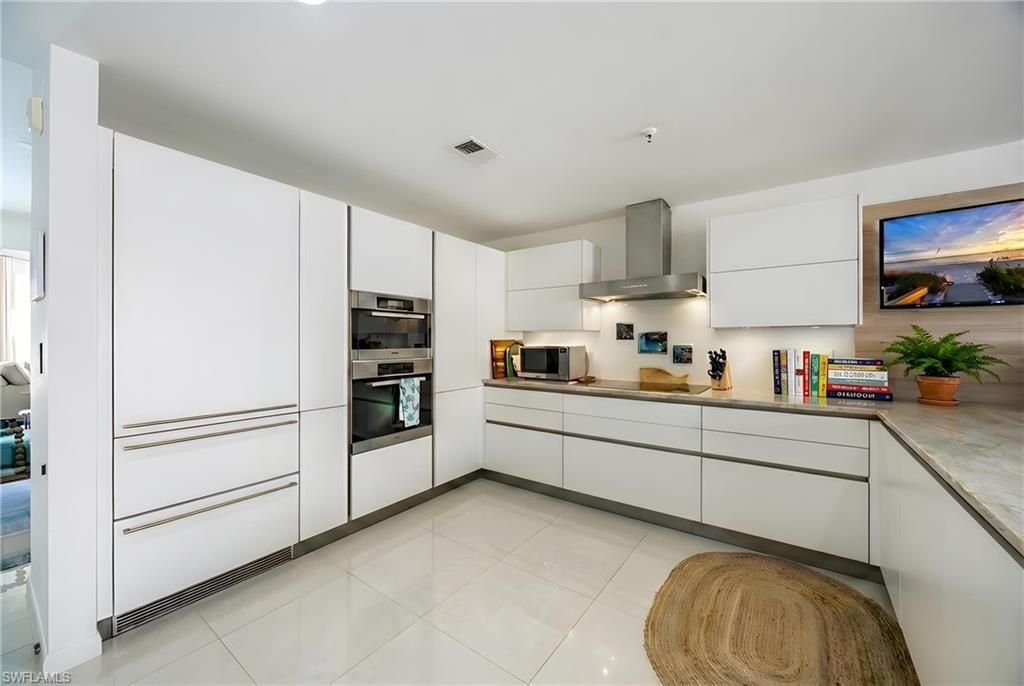 351 9th Ave S, Unit A101, Naples, FL 34102 Photo