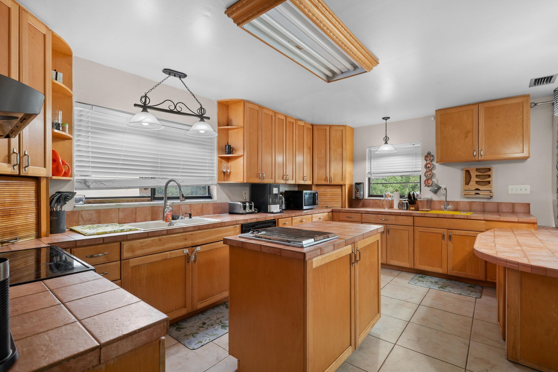 115 NE Caprona Avenue, Port Saint Lucie, FL 34983 Photo