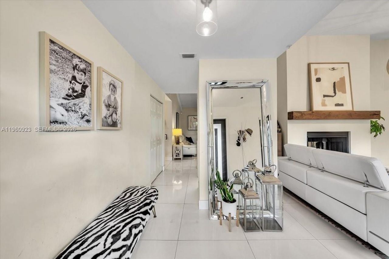 311 NW 101st Ter , Coral Springs, FL 33071 Photo