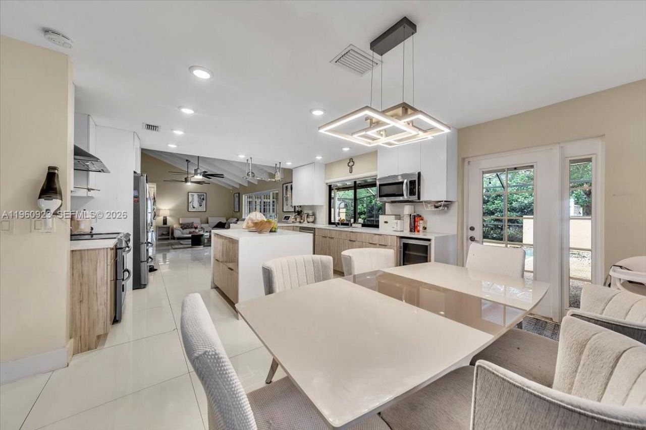 311 NW 101st Ter , Coral Springs, FL 33071 Photo