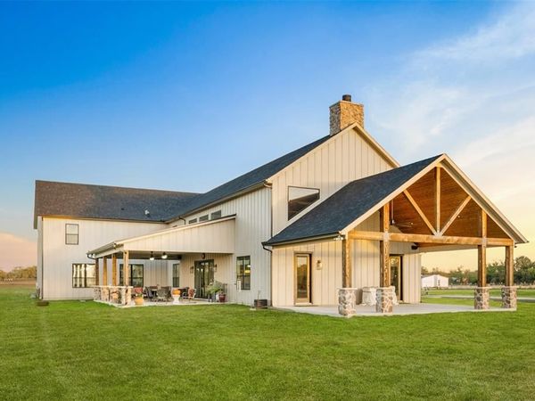 3106 County Road 2526 , Quinlan, TX 75474