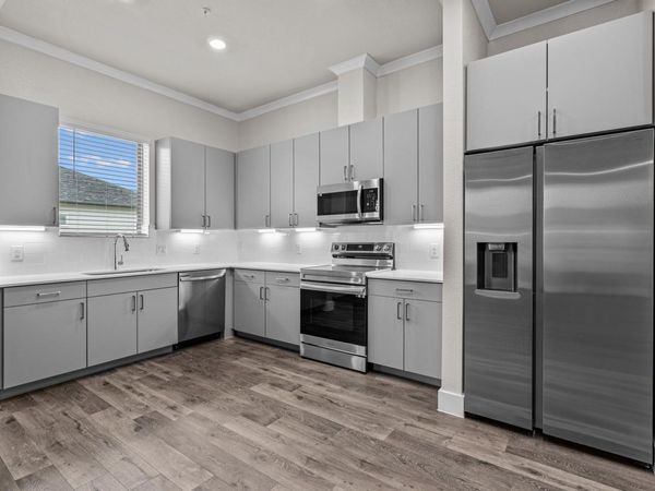 865 Limmer LOOP, Unit 627, Hutto, TX 78634