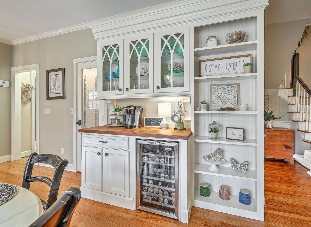 313 Middleton Boulevard Photo 16