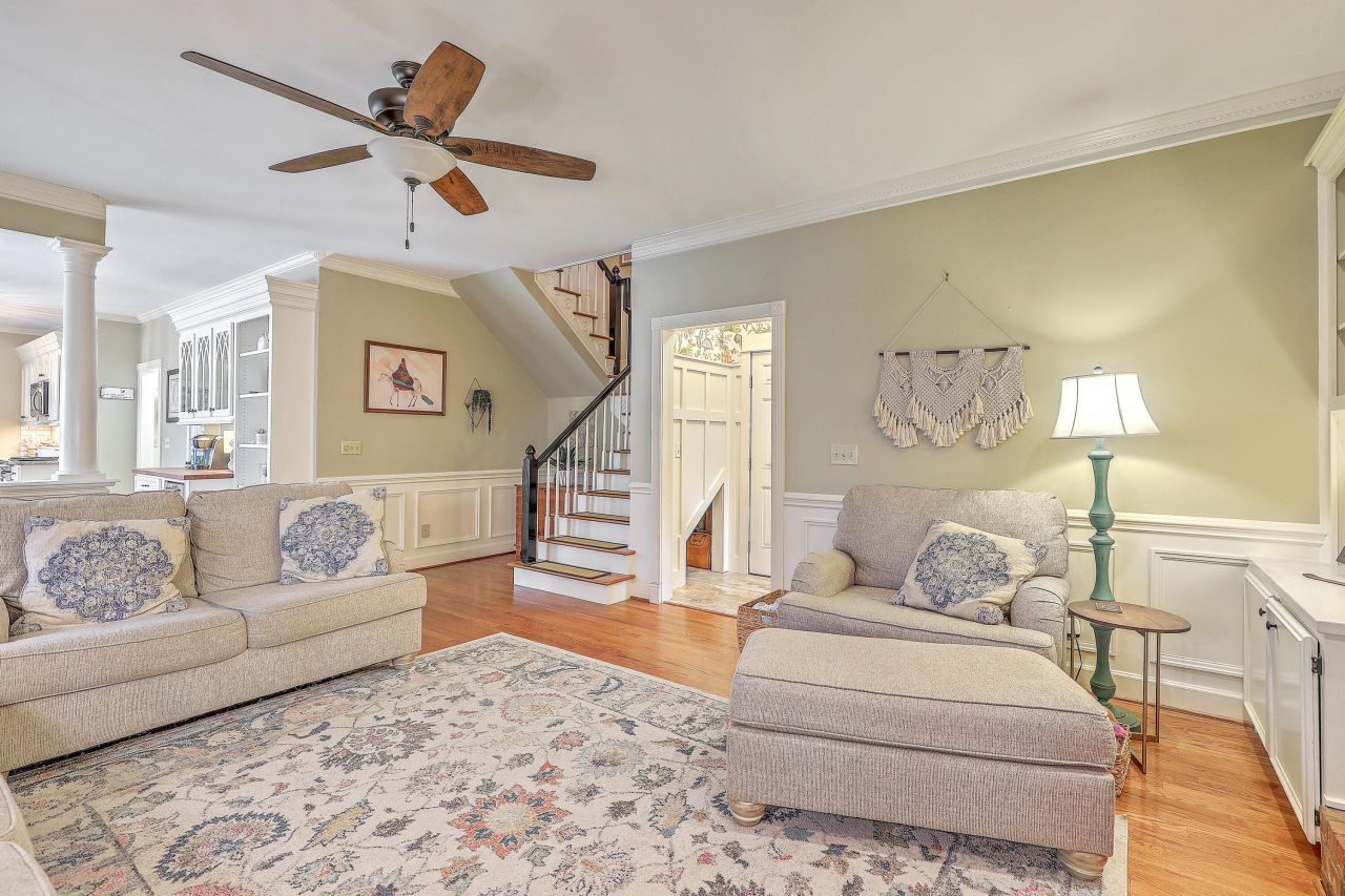 313 Middleton Boulevard Photo 19