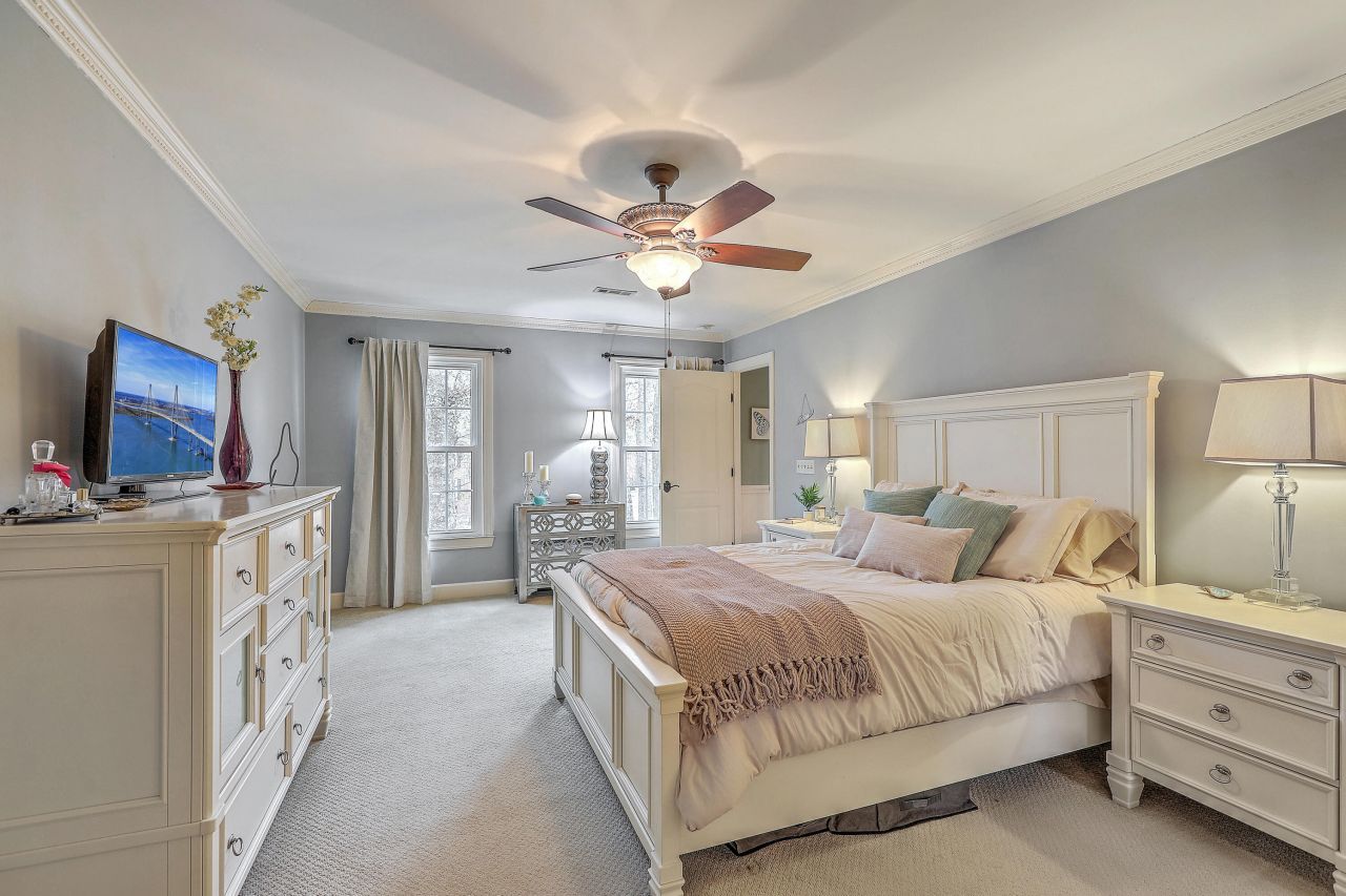 313 Middleton Boulevard Photo 26