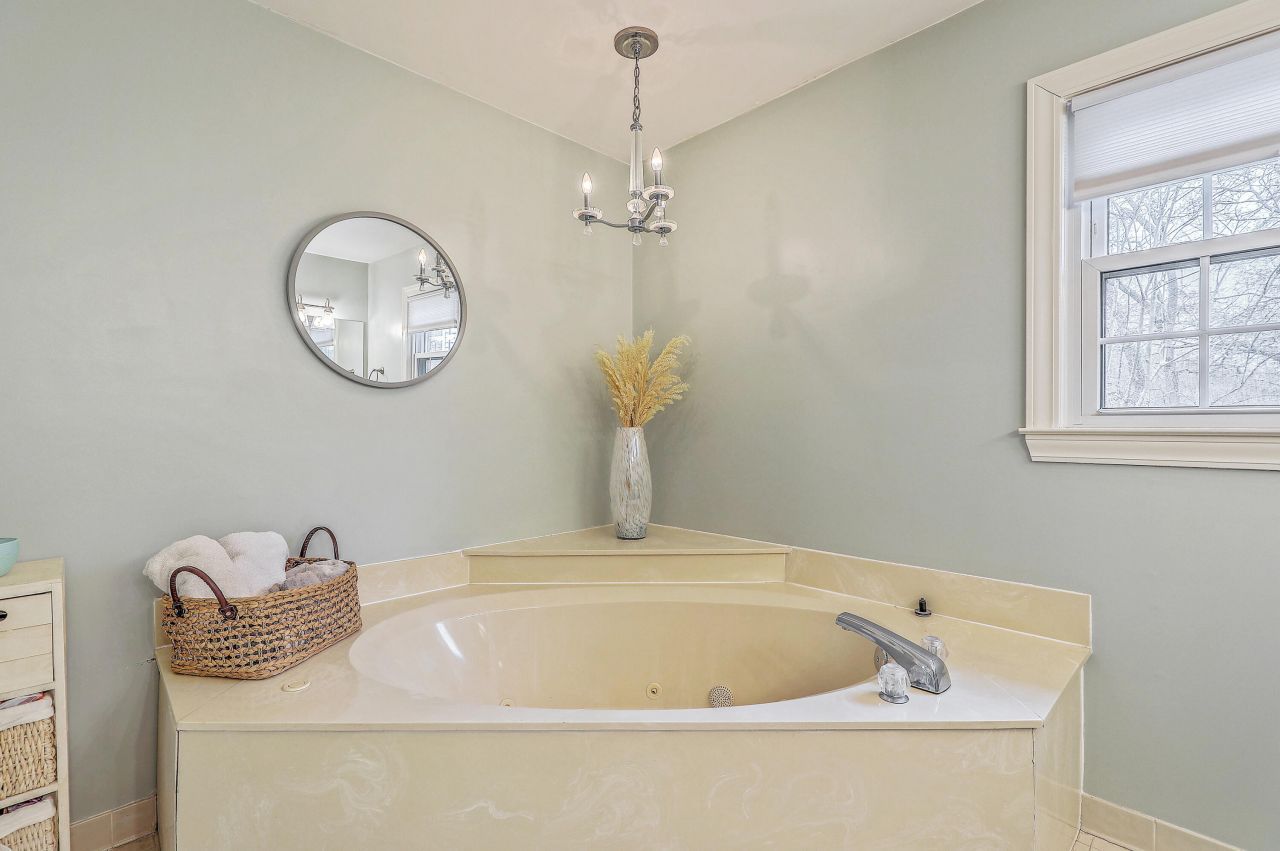 313 Middleton Boulevard Photo 28