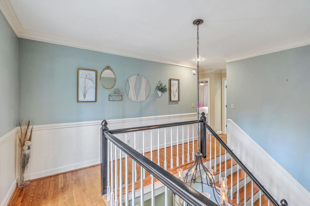 313 Middleton Boulevard Photo 32