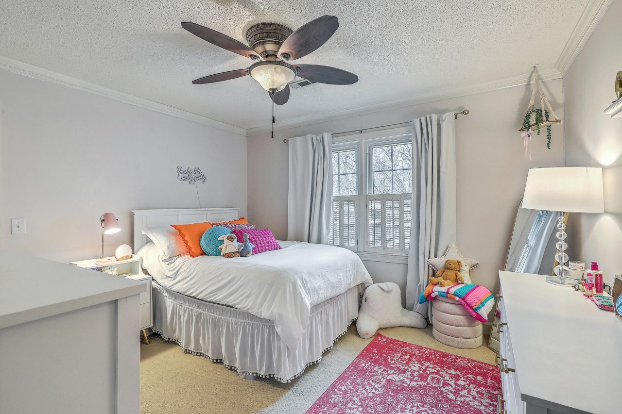 313 Middleton Boulevard Photo 35