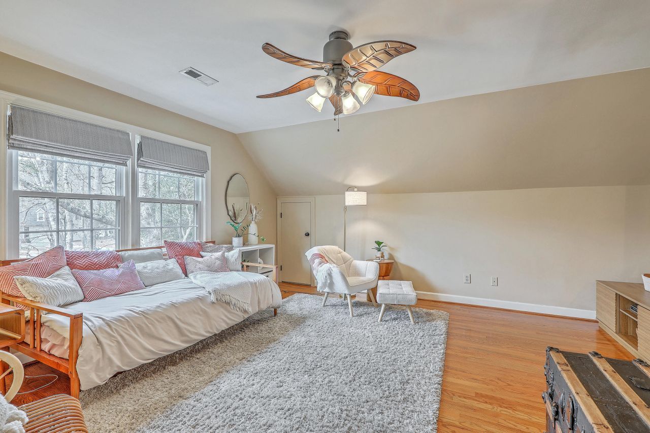 313 Middleton Boulevard Photo 38