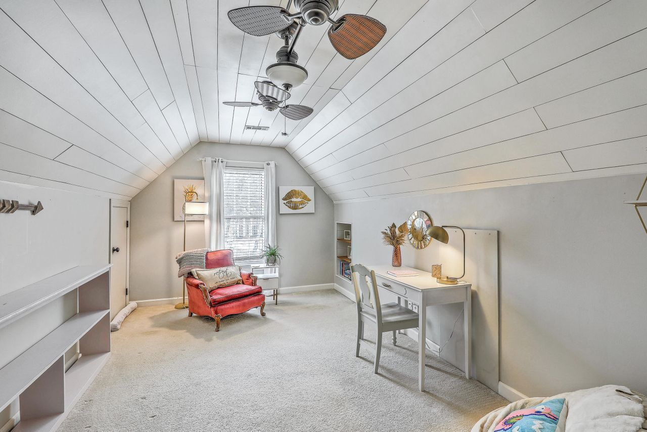 313 Middleton Boulevard Photo 40