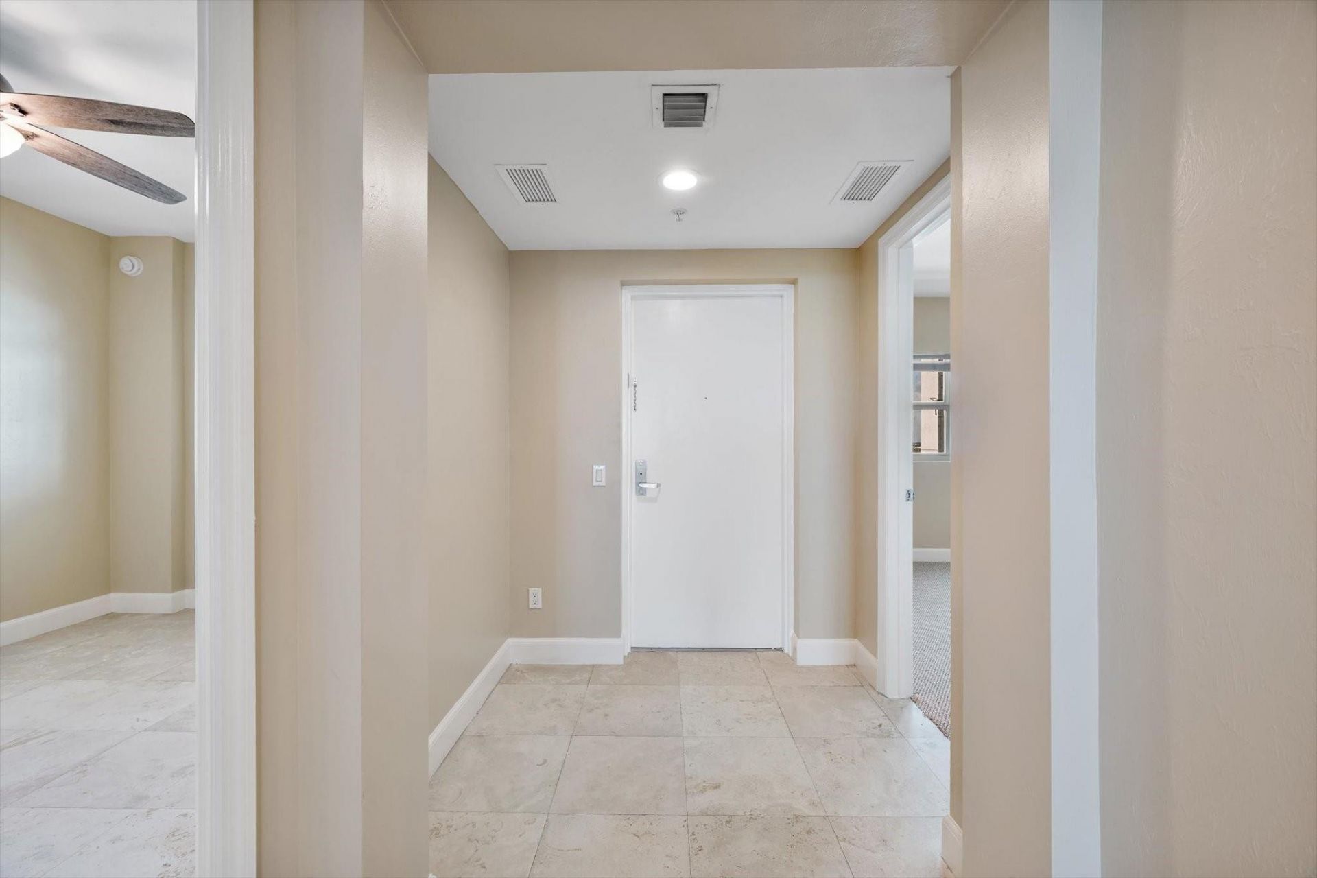 14951 Royal Oaks Lane, Unit 1506, North Miami, FL 33181 Photo