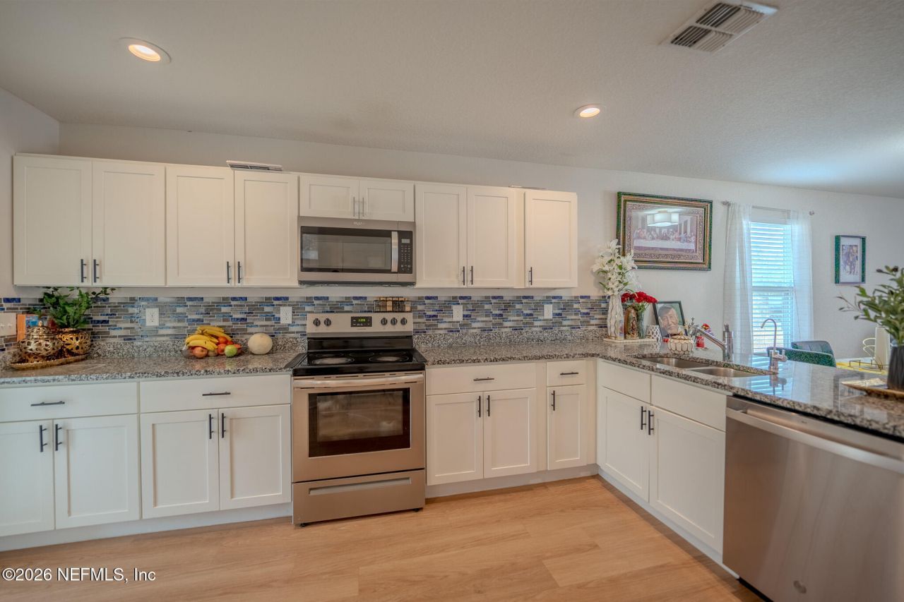 546 Monty Lane, Jacksonville, FL 32225 Photo