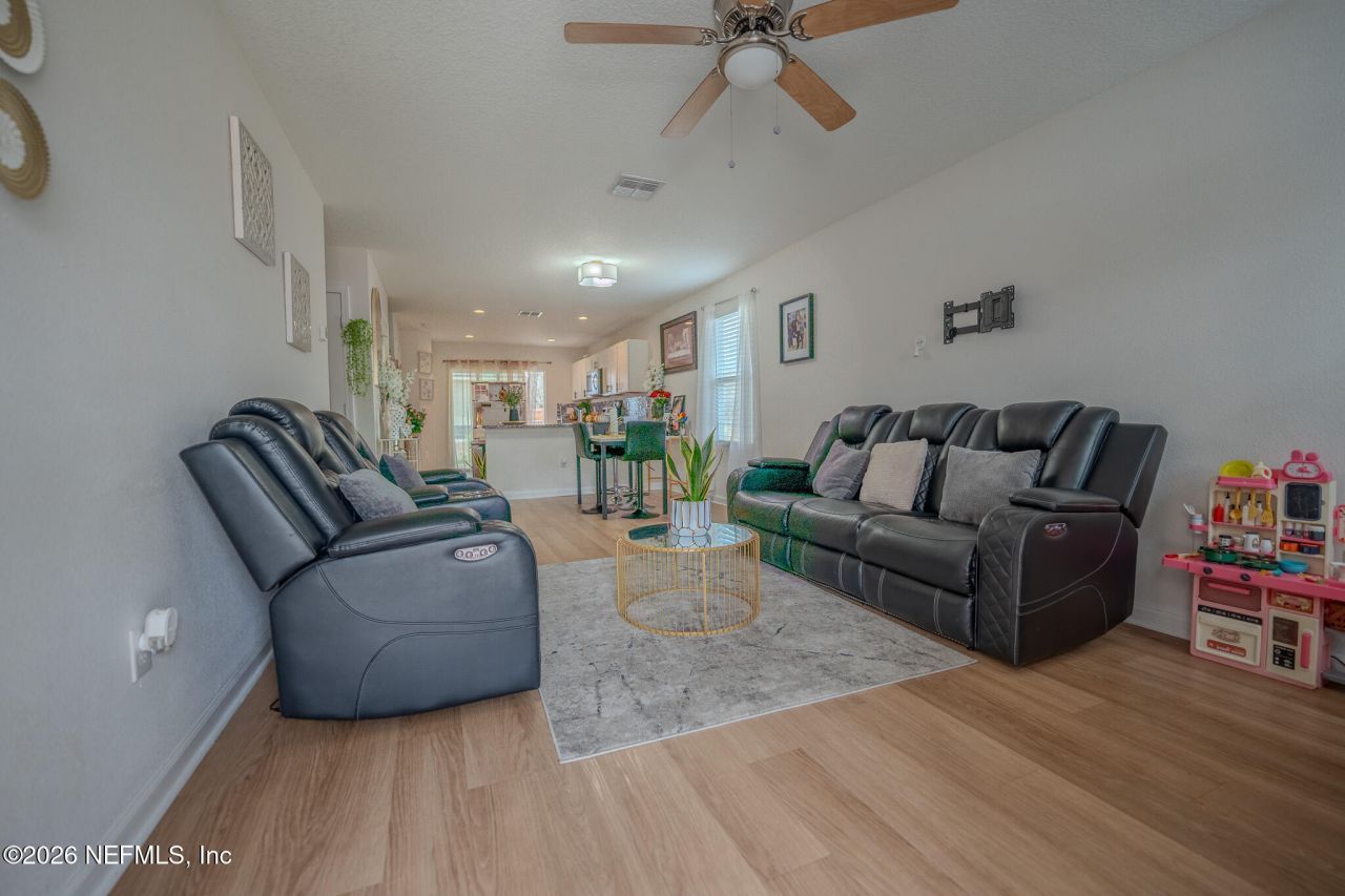 546 Monty Lane, Jacksonville, FL 32225 Photo