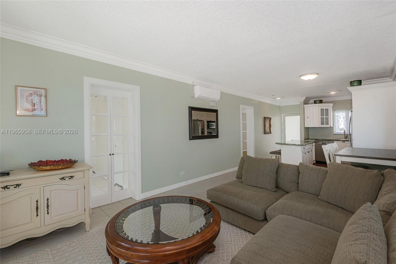 1041 Hillsboro Mile, Unit 2, Hillsboro Beach, FL 33062 Photo