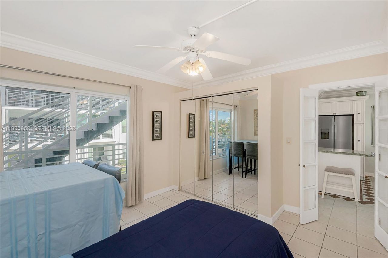 1041 Hillsboro Mile, Unit 2, Hillsboro Beach, FL 33062 Photo