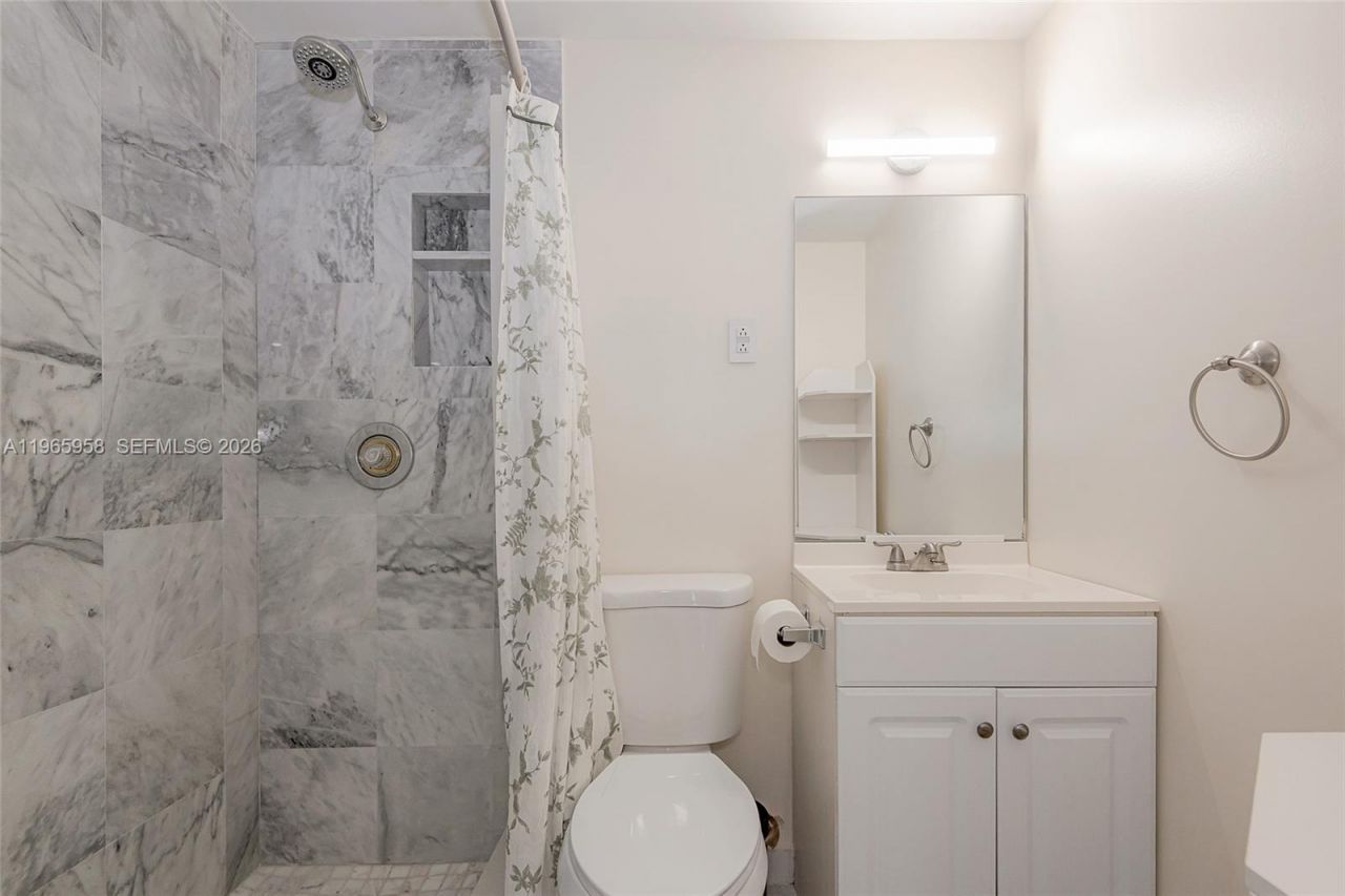 1041 Hillsboro Mile, Unit 2, Hillsboro Beach, FL 33062 Photo