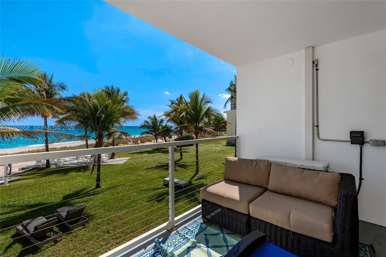 1041 Hillsboro Mile, Unit 2, Hillsboro Beach, FL 33062 Photo