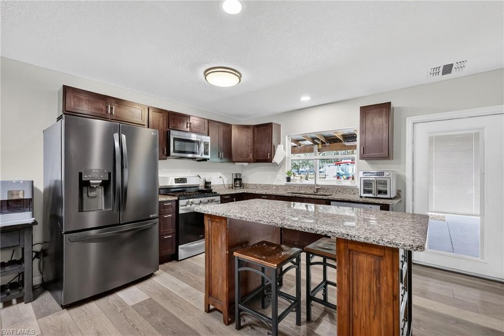 4533 SW 37th Ter, Bushnell, FL 33513 Photo