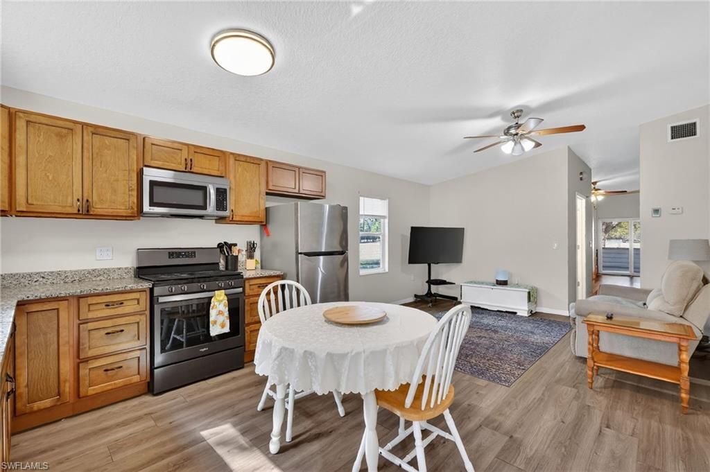 4533 SW 37th Ter, Bushnell, FL 33513 Photo