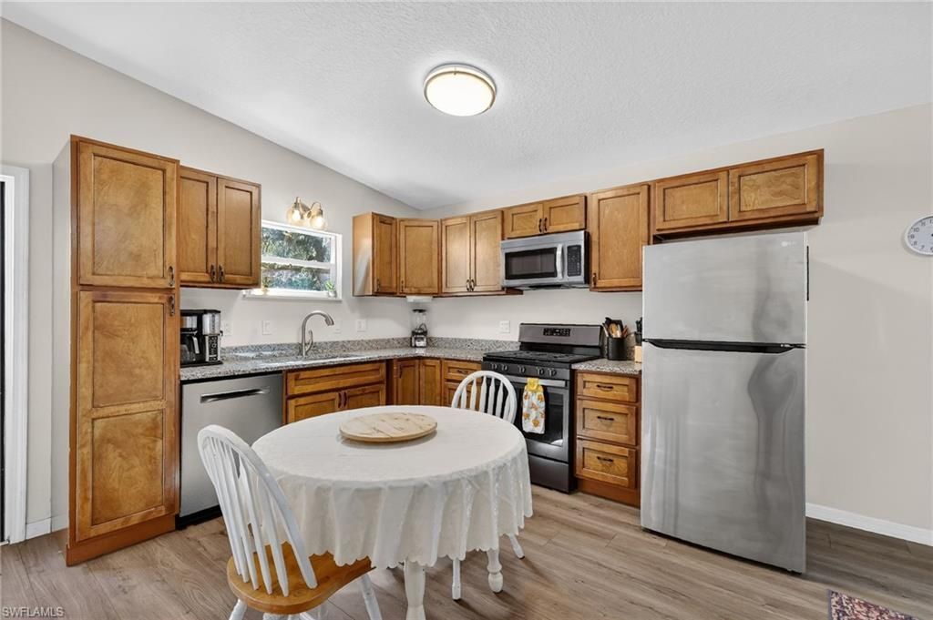 4533 SW 37th Ter, Bushnell, FL 33513 Photo