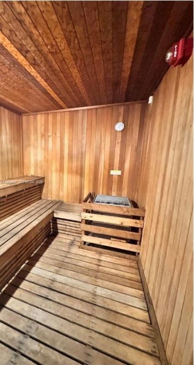 2681 N Flamingo Rd, Unit 2302S, Sunrise, FL 33323 Photo