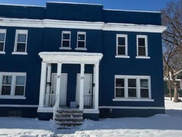 39 Rosshire Court, Pontiac, MI 48341