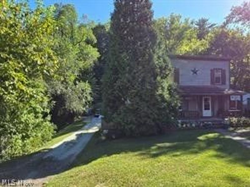 958 Central Avenue, Bellaire, OH 43906 Photo 1